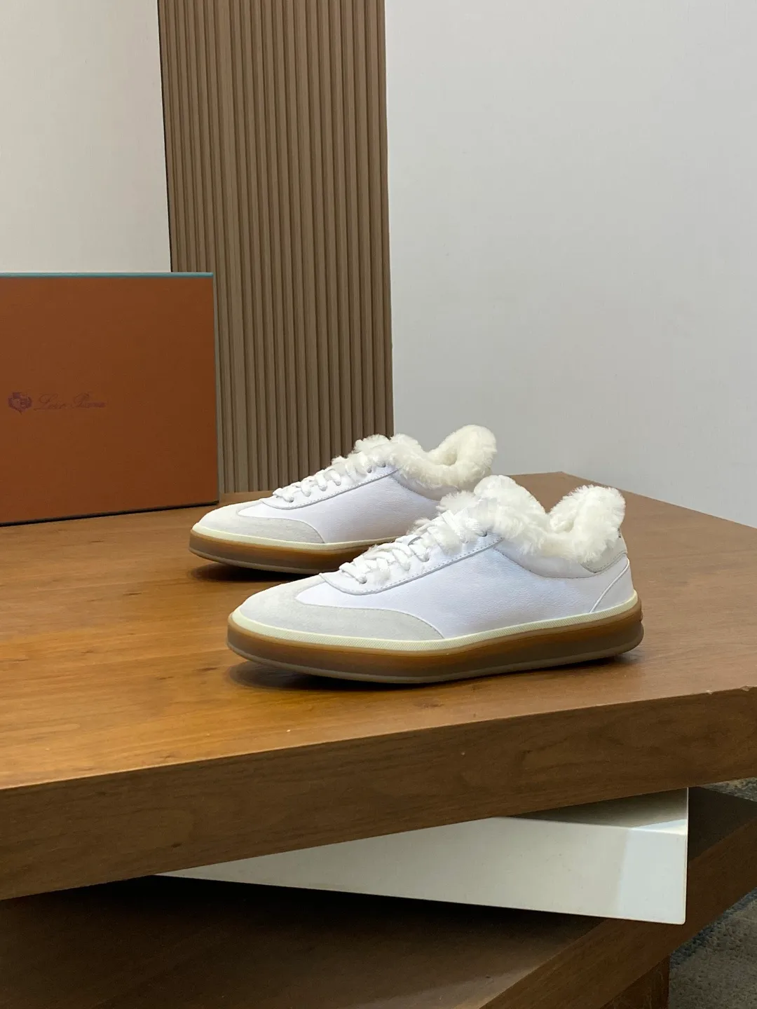 Men's men's shoes💰740 Loro Piana - Classic casual wool shoes, men's lace-up casual shoes and sneakers, high-quality lightweight and comfortable fabrics, suitable for outdoor leisure, the color scheme is young and energetic, great with sportswear or casual suits! Code number: 39-44 (45, 46, can be customized)